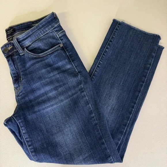 Judy Blue Straight Fit Raw Hem Dark Wash Jeans Size 5 / 27 - Picture 6 of 7